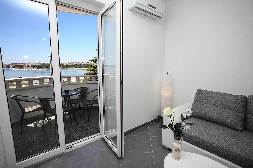 Apartments Nevistic 珀德垂那 外观 照片